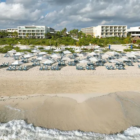 Family Selection At Grand Palladium Select Costa Mujeres-3