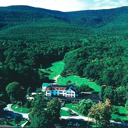 Winter Clove Inn & Resort-2
