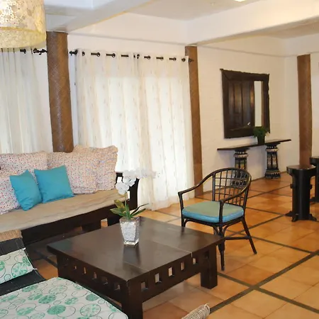 White House Beach Resort-2
