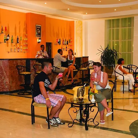 Blue Reef Red Sea Resort-3