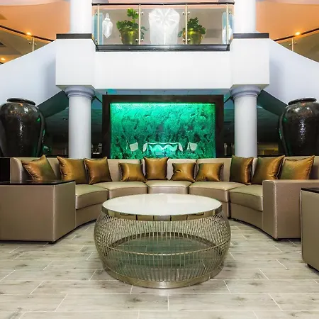 Regalia Hotel & Conference Center-3
