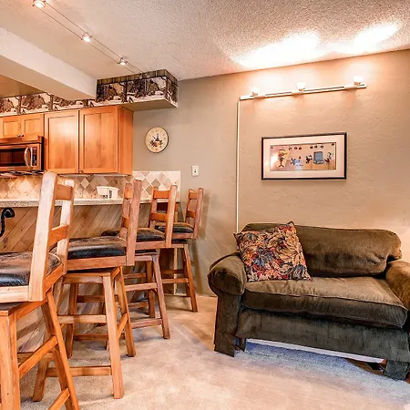Powderhorn Condominiums By Ski Country Resorts-2
