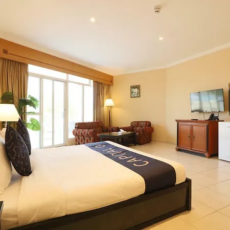 Capital O 224 Holiday Beach Resort-3