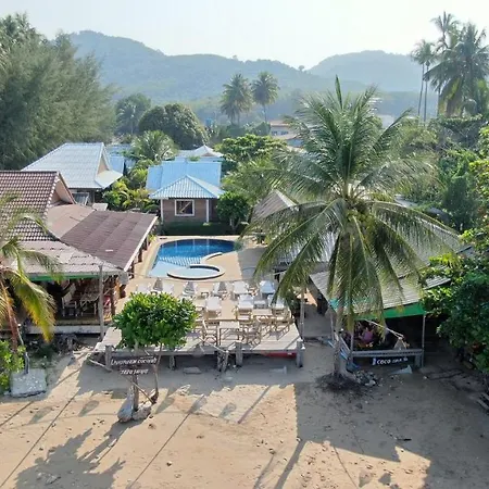 Lanta New Coconut Bungalow-2