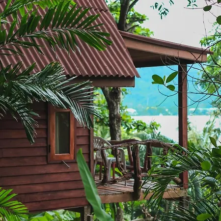 Phi Phi Sunset Bay Resort-3
