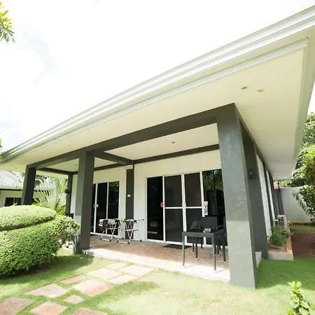 Alona Royal Palm Resort-3