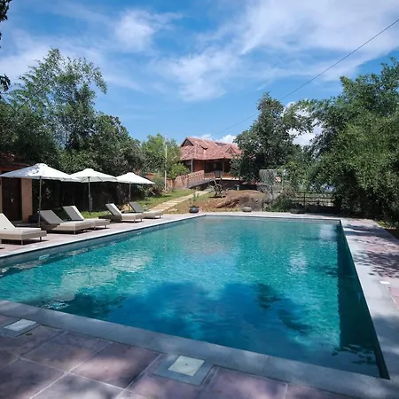 Amara Ayurveda Retreat: Eco-Living Overlooking Western Ghats-2