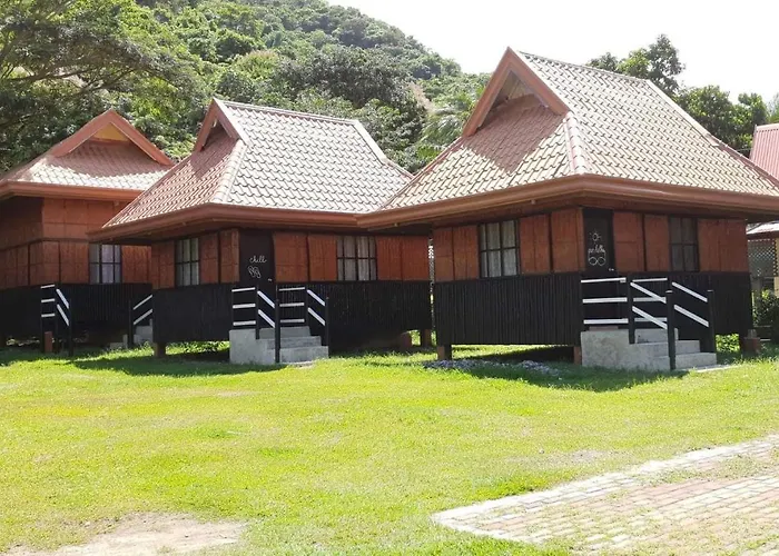 Saltitude Dive & Beach Resort Mabini 