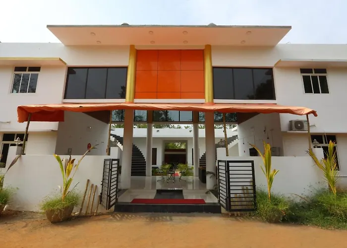 Oyo 11880 Vanam Resort Auroville