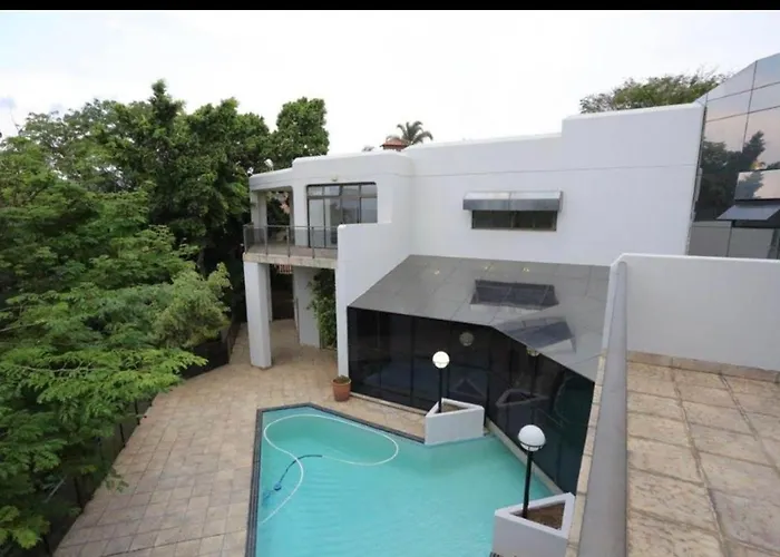 The Palace Guesthouse & Garden Restaurant Pretoria