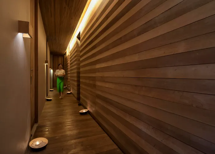 Beach Club By Haadtien Koh Tao