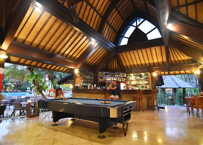 Hotel Vila Lumbung Seminyak 