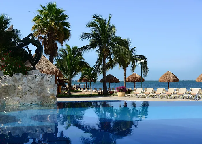 Sunset Marina & Yacht Club Hotel Cancun