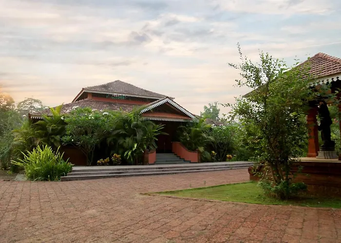 Sarth Ayurveda Retreat And Wellness Centre Hotel Sawantwadi