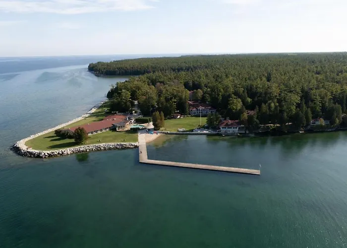 Gordon Lodge Baileys Harbor