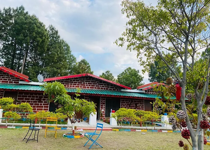 Lansdowne Hill View Cottages, Shantiraj