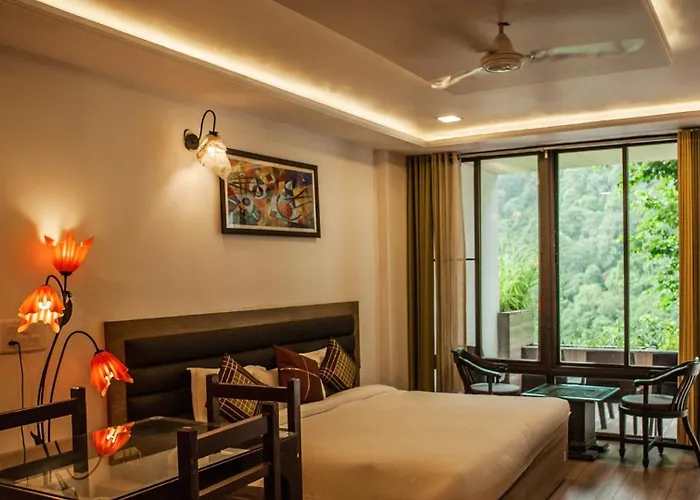 Haut Monde Hill Stream Resort And Spa Raipur 