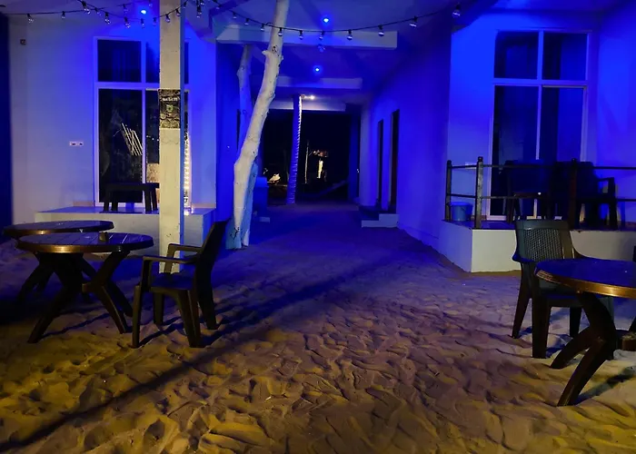 Oceanic Stay And Restaurant Gokarna