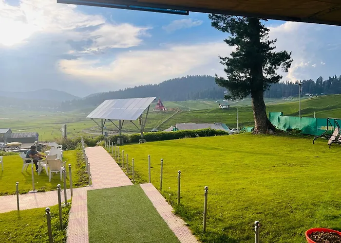 Pine View Resort Gulmarg
