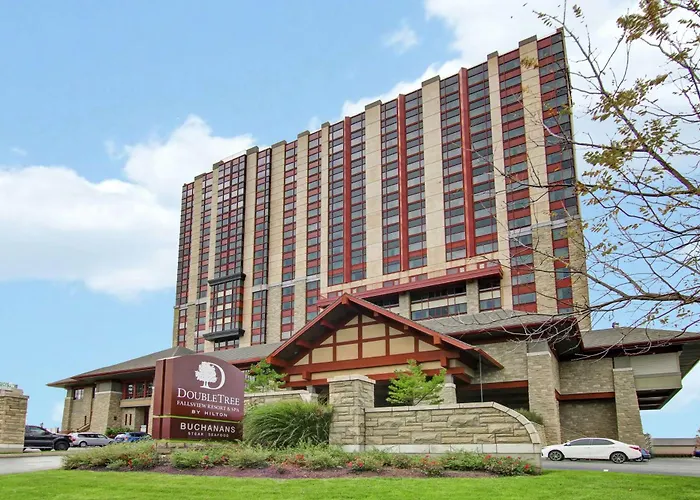 Doubletree Fallsview Resort & Spa By Hilton - Niagara Falls