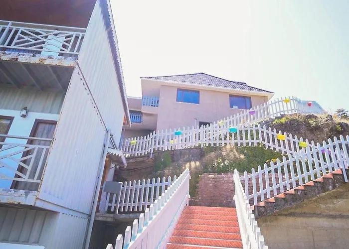 Sylvan Resorts - Mountain View Solan
