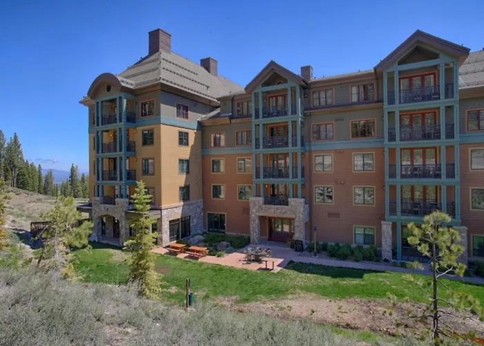 Constellation Residences Truckee