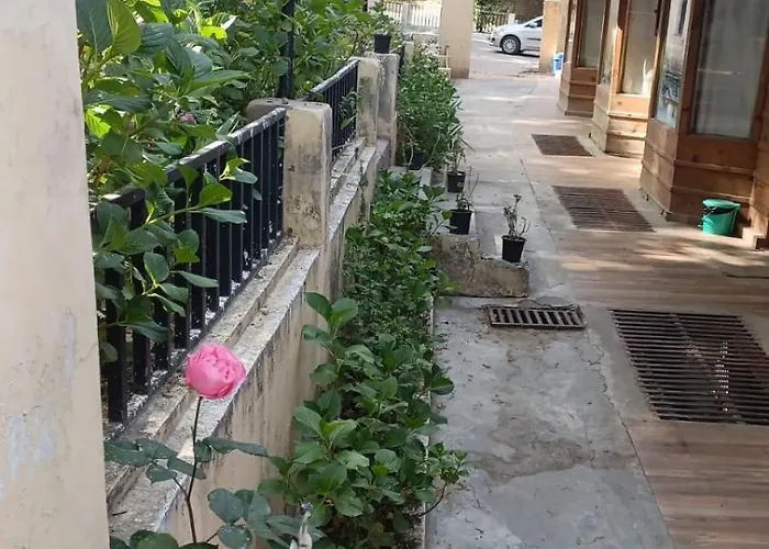 Royal Dutch Resorts And Doll Museum Mukteshwar