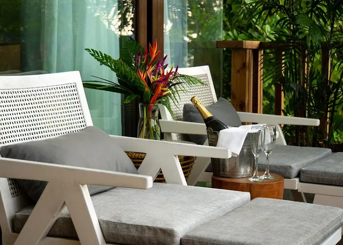 Maremegmeg Beach Club El Nido