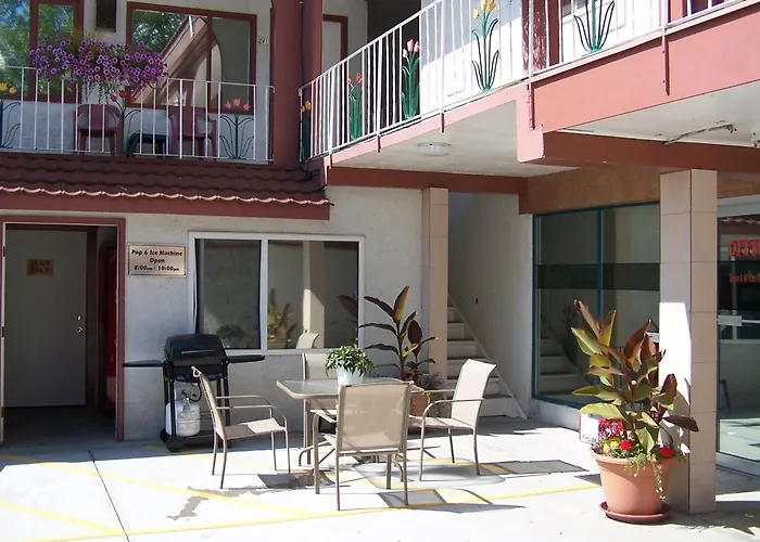 Spanish Villa Resort Penticton