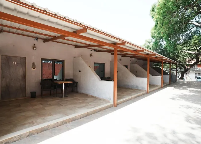 Dwarka Lawns Cottages Mahabaleshwar