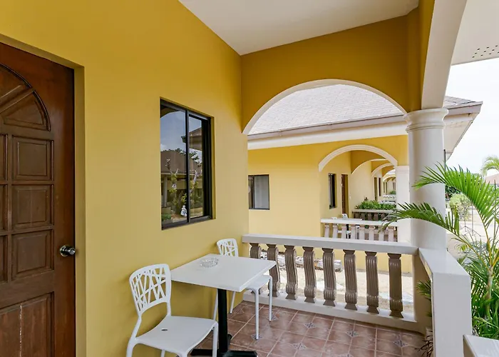 Turtle Bay Dive Resort Moalboal