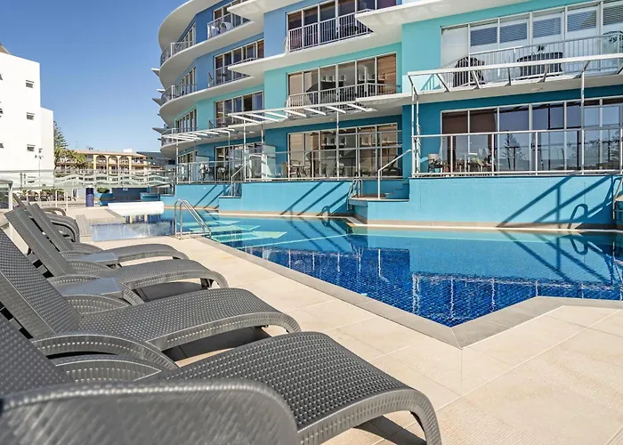 Rolling Surf Resort Caloundra