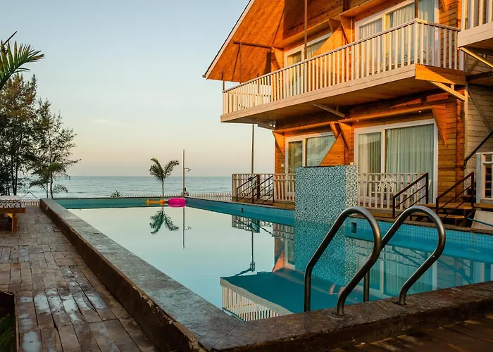 Dallas The Beach Front Resort Old Goa