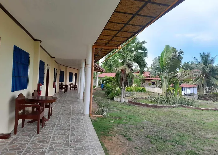 Bonita Oasis Beach Resort Moalboal
