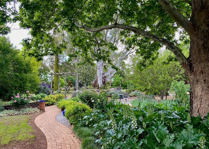 The Retreat At Froog Moore Park Tamworth