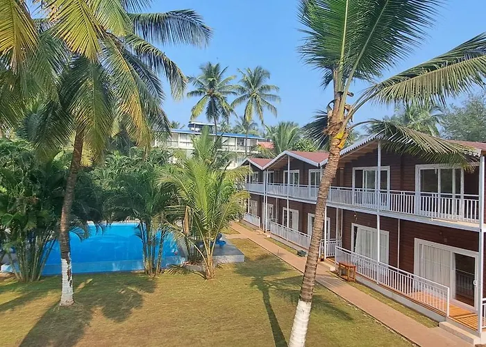 Shaan Coco Palms Beach Resort Morjim