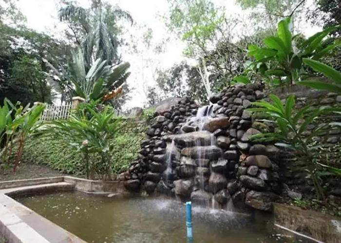Woodland Hotel Angeles