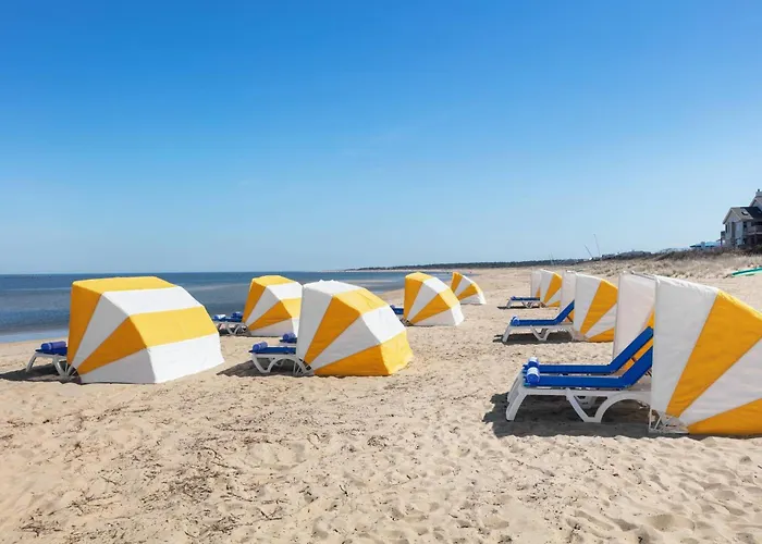 Delta Hotels By Marriott™ Virginia Beach Waterfront Suites