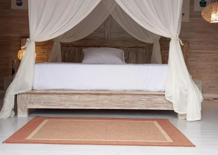 Mesari Beach Hut 5 Seminyak 