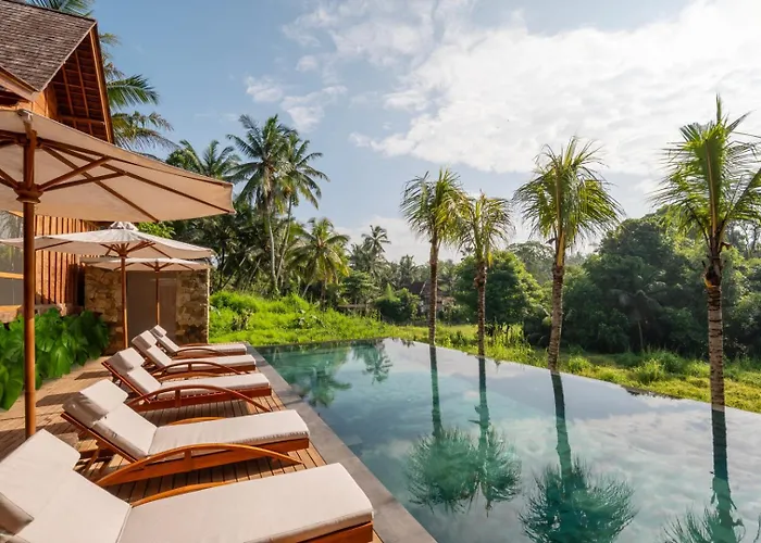 Unagi Wooden Villas By Emana Ubud