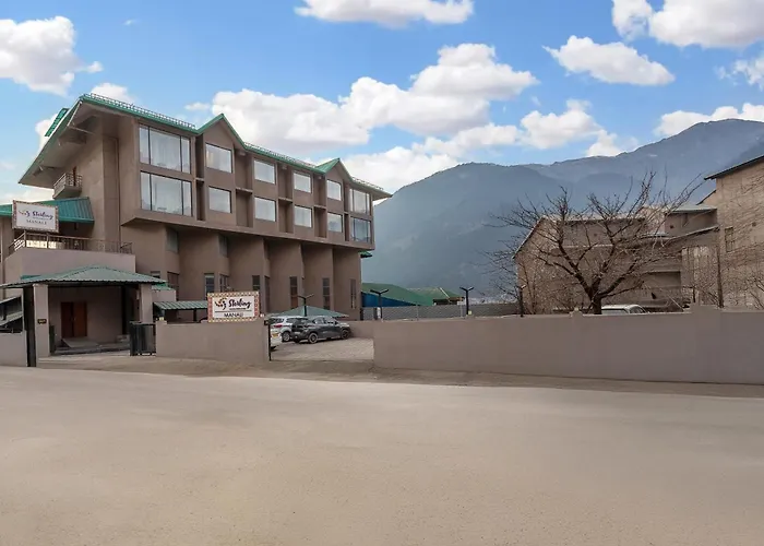 Sterling Manali Hotel