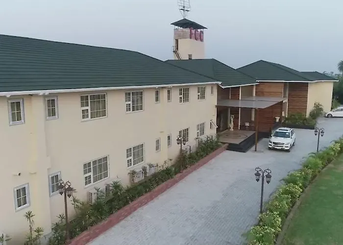 Faith Club And Resort Bhopal