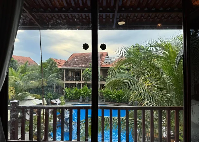 Golden Topaz Phu Quoc Resort