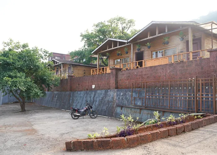 Oxygen Resorts Mahabaleshwar