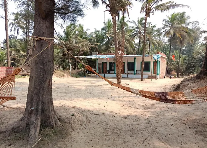 Annapurna Beach Resort Malvan