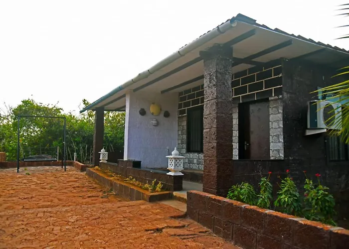 Hills And Valleys Resort Dapoli