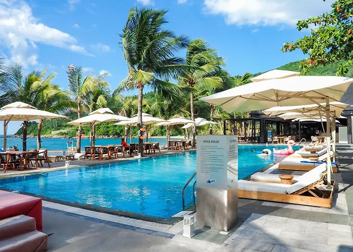 Bounce Beach Resort And Spa Danang