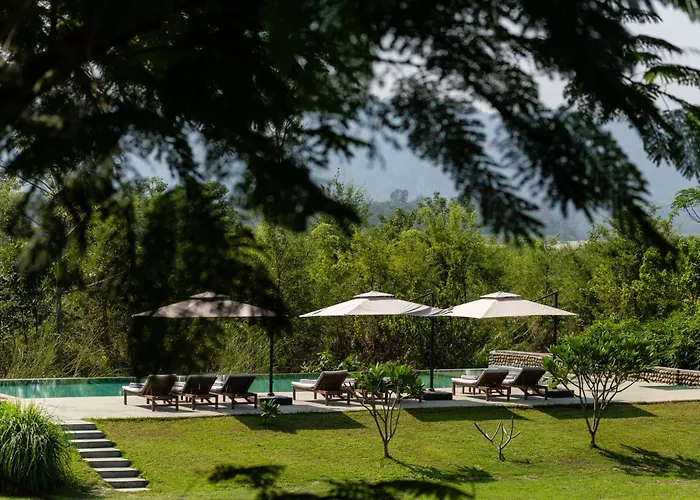 Sanctuary Chitwan National Park Hotel