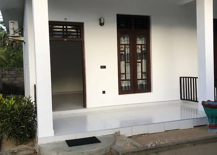 Akm Resort Whisky Point Arugam Bay