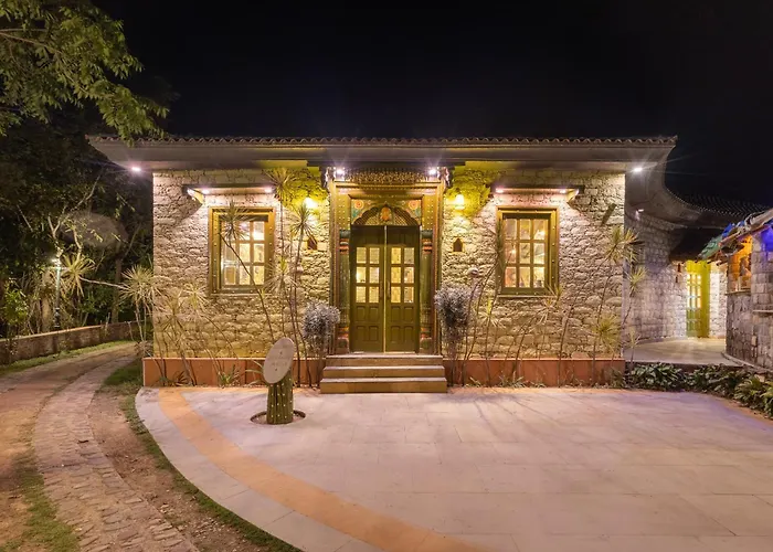 Sterling Vanvasa Lansdowne Forest Division